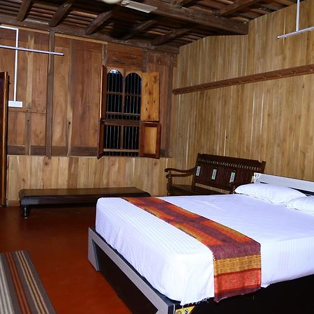 Malayoram Heritage Villa Munnar Kumudi Bagian luar foto