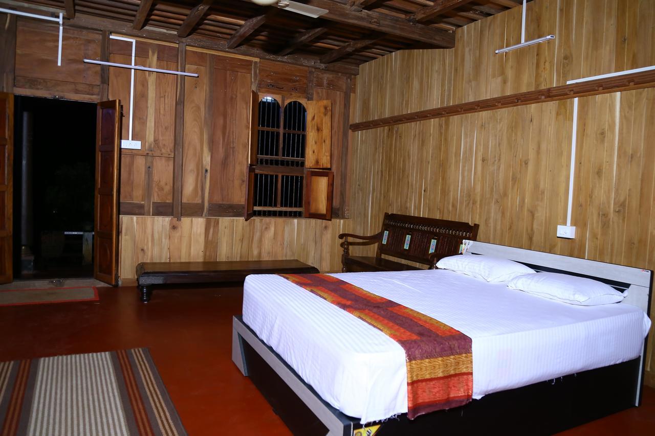 Malayoram Heritage Villa Munnar Kumudi Bagian luar foto