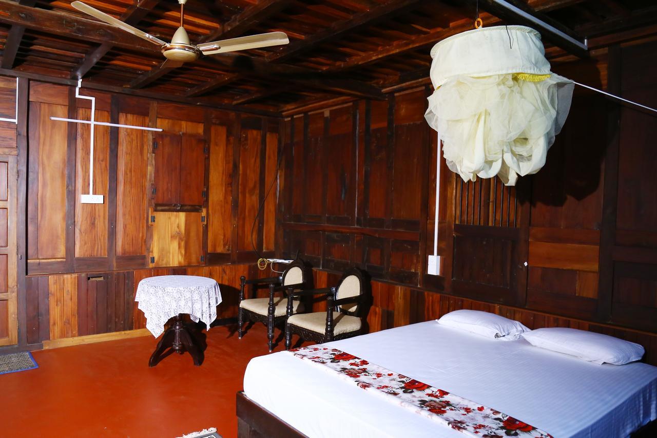 Malayoram Heritage Villa Munnar Kumudi Bagian luar foto